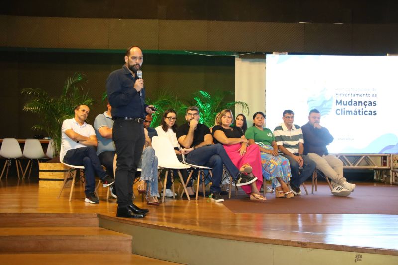 Lançamento da Política Municipal de Mudança Climáticas no Instituto Dom Vicente Zico Pio X