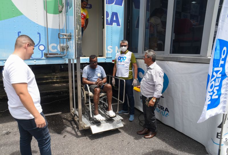 Ação do Programa Prefeitura em Movimento na Arterial 18