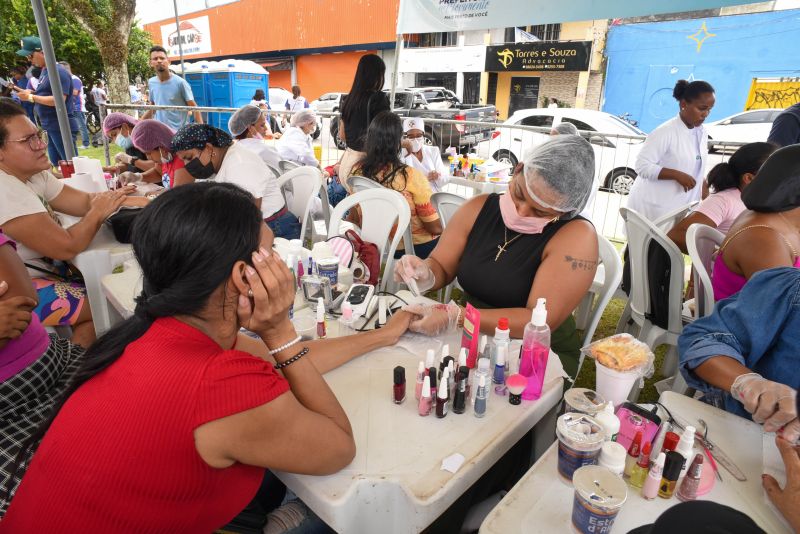 Ação do Programa Prefeitura em Movimento na Arterial 18