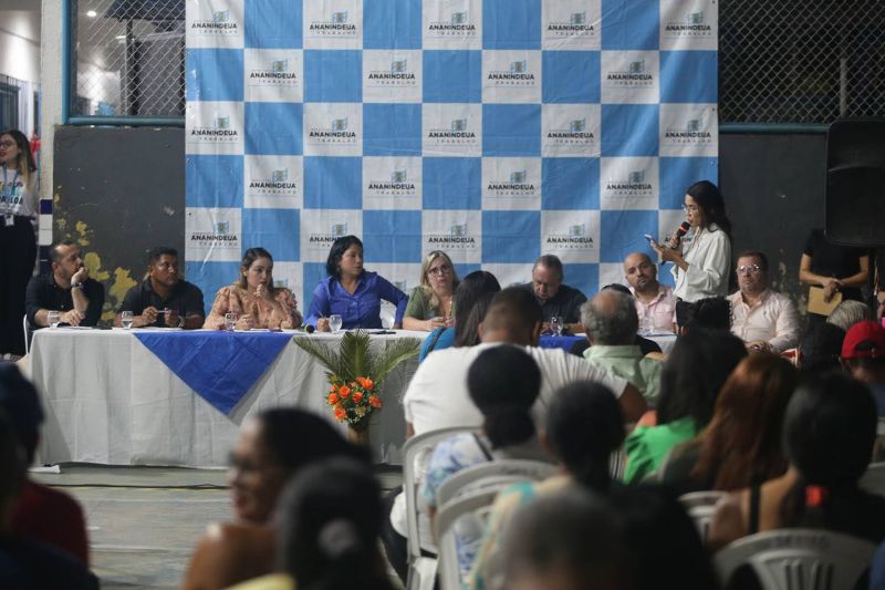 Audiência Pública do PPA e LOA na escola Nova Tauari no bairro IcuÍ Guajará