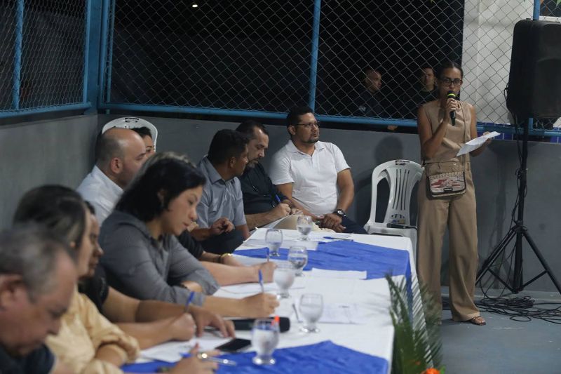 Audiência Pública do PPA e LOA na escola Maria Estelita Barbosa no conjunto Júlia Sefer