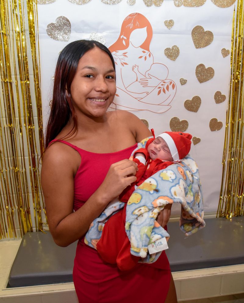 Mamaço na maternidade Sagrada Família