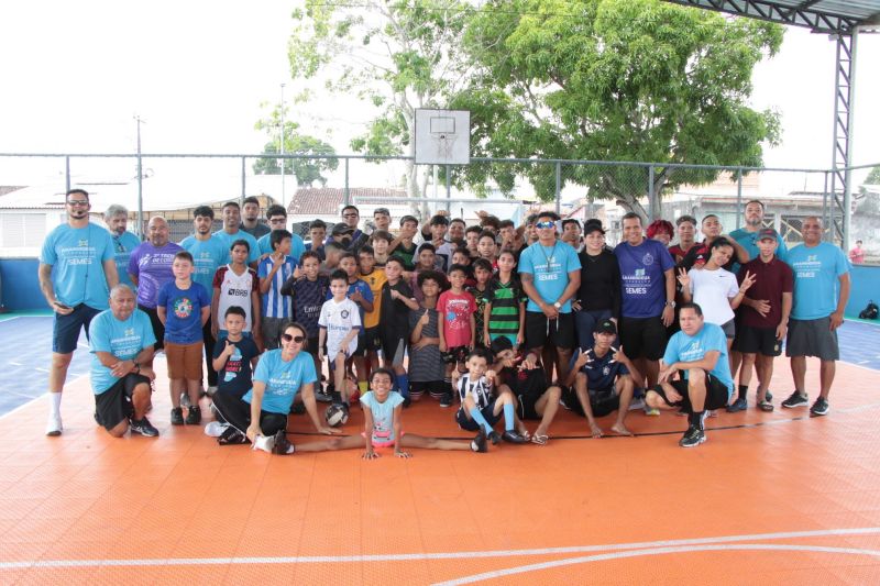 Caravana do Esporte na 2ª Parada na quadra do conjunto Sabiá no 40 Hs