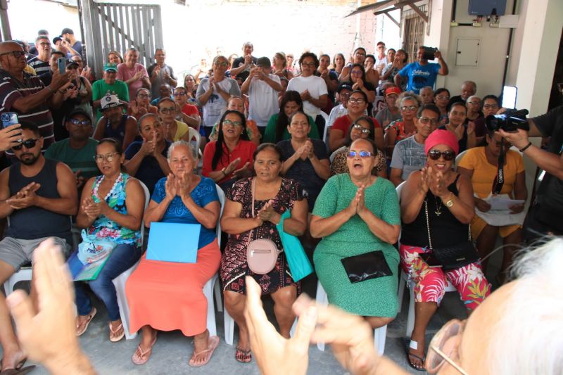 Entrega de Títulos de Propriedade na comunidade São Francisco no Coqueiro