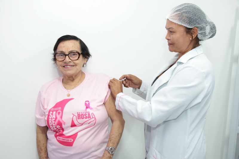 Ação em alusão ao Outubro Rosa