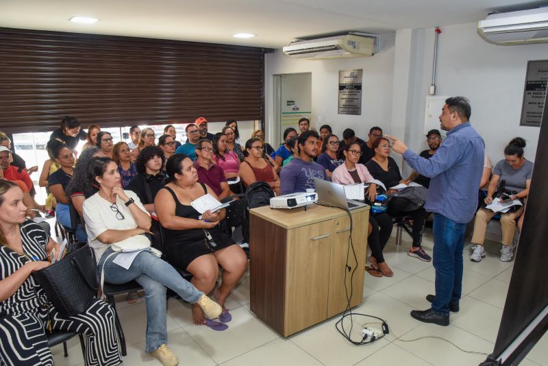 Faça o planejamento do seu negócio com o Canva