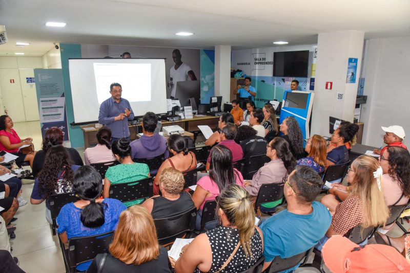 Faça o planejamento do seu negócio com o Canva