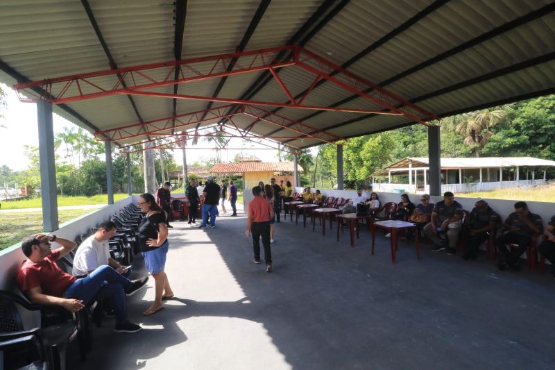 Inauguração da Biblioteca das Ilhas na comunidade Nova Esperança na Ilha João Pilatos