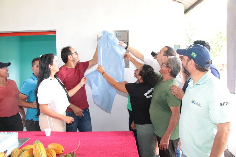 Inauguração da Biblioteca das Ilhas na comunidade Nova Esperança na Ilha João Pilatos