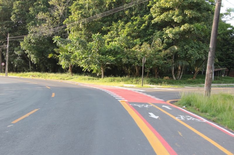 Inauguração de pavimentação asfáltica na avenida Coletora no conjunto Júlia Seffer