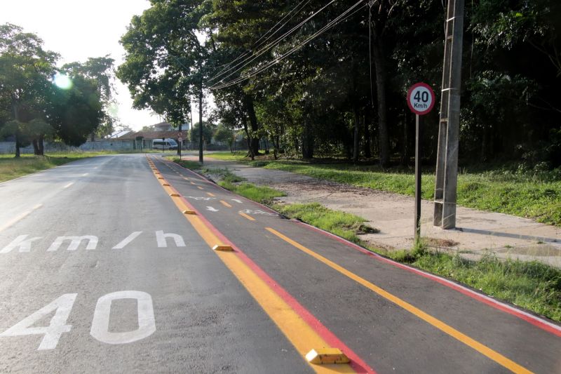 Inauguração de pavimentação asfáltica na avenida Coletora no conjunto Júlia Seffer