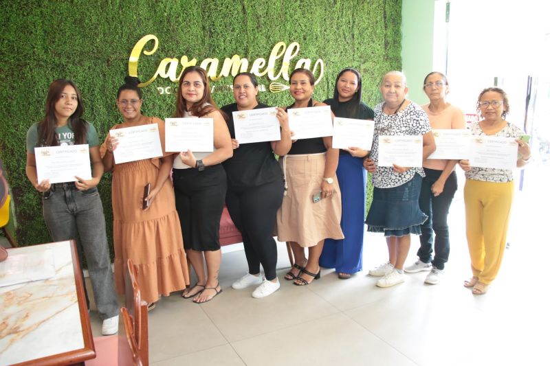 Certificação Doces que Encantam na Caramella avenida três corações