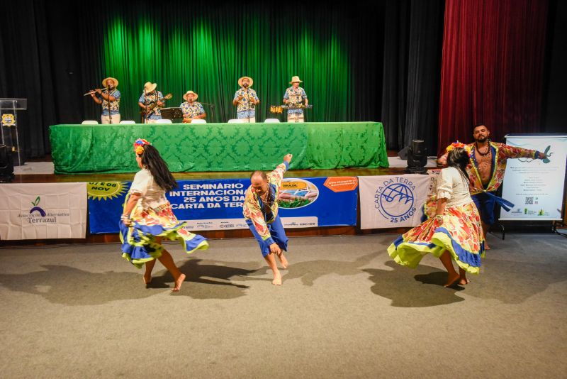 Seminário Internacional 25 Anos da Carta da Terra