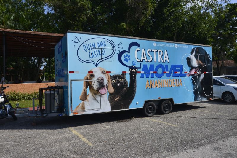 Castramóvel no conjunto residencial Jardim Tropical