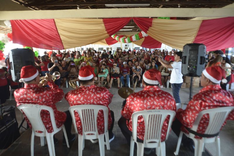 Culminância de Natal CRAS e CREAS na Igreja Matriz