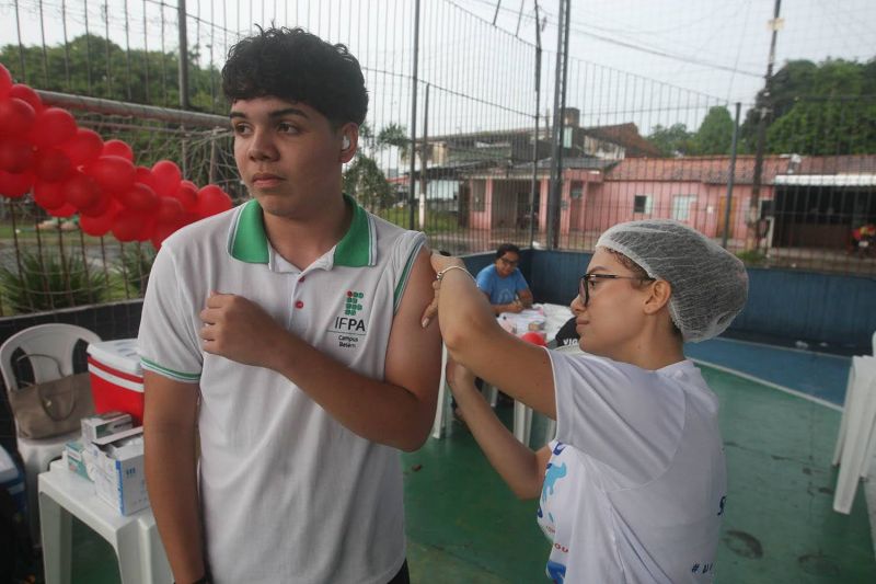 Ação Dezembro Vermelho no Park Anne