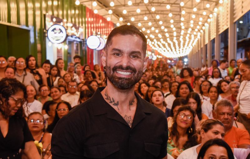 Entrega de certificado Doces que Encantam no Parque do 8