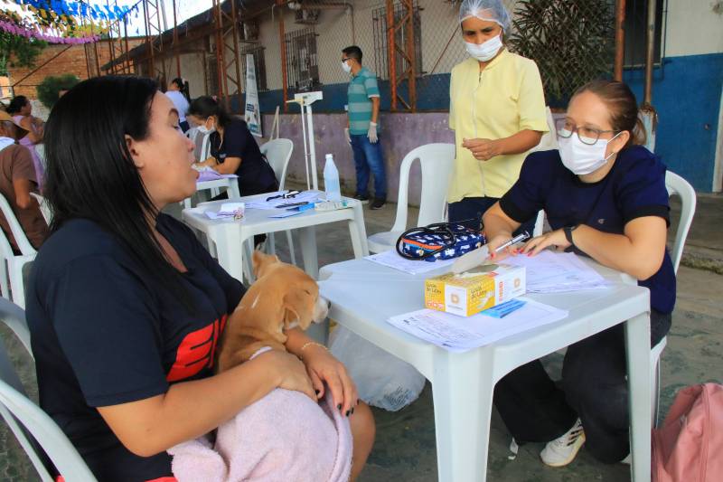 Atendimento de consulta gratuitas para os pets.