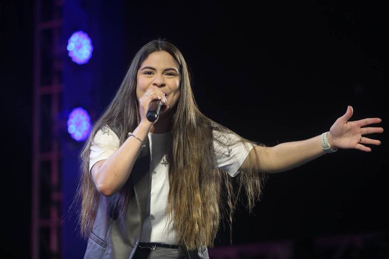 Cantora Valeska Mayssa