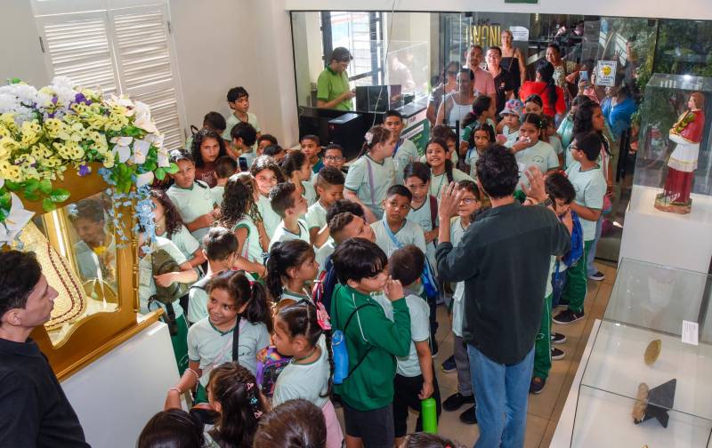 notícia: Alunos da Escola Gregório Brito visitam o Parque Vila Maguary em alusão ao Dia Internacional da Animação