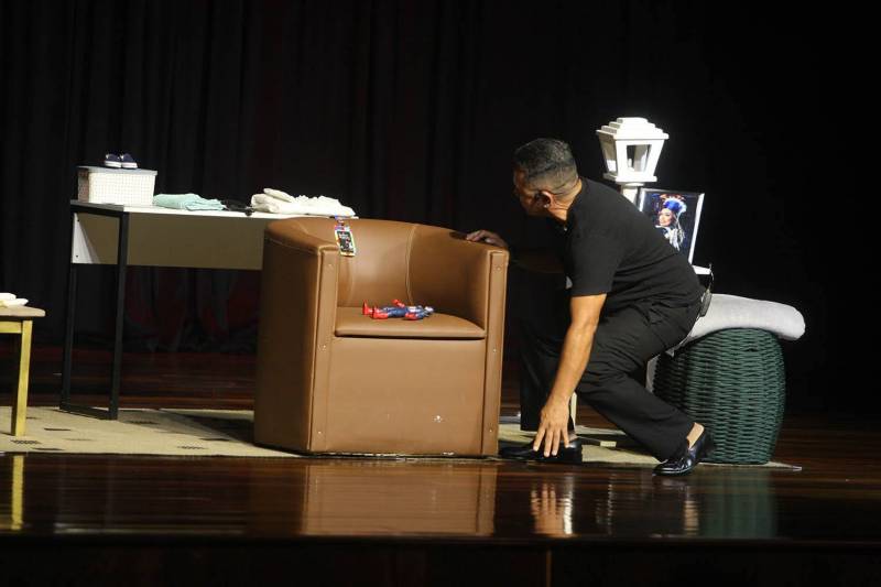 Monólogo teatral Além do Silêncio.