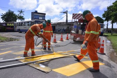 galeria: Construção de lombadas e sinalização da faixa de pedestres na escola Hildegarda de Miranda no bairro Curuçambá