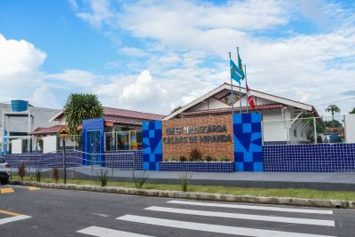 galeria: Inauguração da escola municipal Hildegardo de Miranda no bairro do Curuçambá