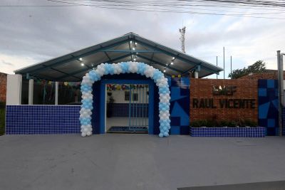 galeria: Entrega da Escola Raul Vicente totalmente revitalizada bairro Centro