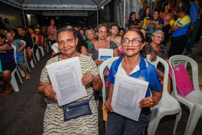 galeria: Entrega de Certidão de Imóveis para moradores da comunidade jardim Nova Vida no bairro 40 Horas