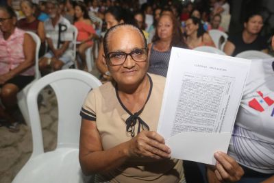 galeria: Entrega de Registro de Imóveis na Comunidade Levilândia