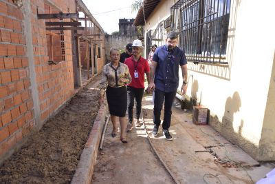 notícia: Prefeito de Ananindeua visita reforma do novo espaço do Serviço de Acolhimento Infantil