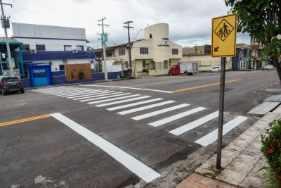 notícia: Prefeitura de Ananindeua revitaliza faixa de pedestre na travessa WE 32, no bairro do Coqueiro