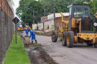 notícia: Prefeitura realiza operação tapa-buracos na Travessa Santa Maria