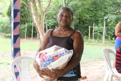 notícia: Cerca de 1,5 tonelada de alimentos é distribuída às famílias quilombolas do Abacatal