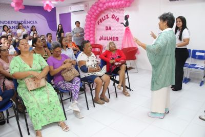 notícia: Casa da Mulher Brasileira promove evento de saúde, beleza e capacitação no "Dia Internacional da Mulher"