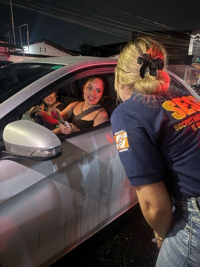 notícia: Blitz em homenagem ao "Dia Internacional da Mulher" é realizada pela SESDS em Ananindeua