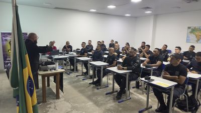 notícia: SESDS promove capacitação sobre aspectos jurídicos da abordagem policial para a ROMU