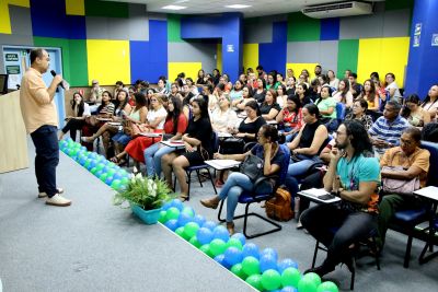 notícia: CapacitaSUAS promove ciclo de debates sobre o trabalho social com as famílias em Ananindeua