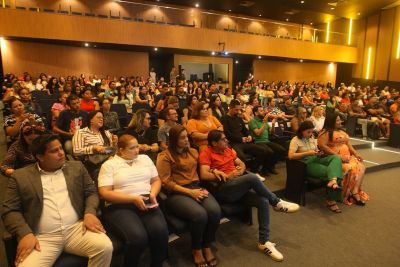 notícia: Prefeitura de Ananindeua realiza entrega de senhas para cursos EAD voltados à COP 30
