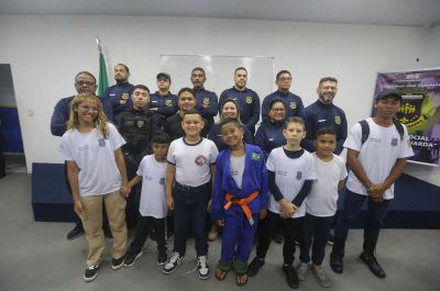 notícia: Projeto “Férias Esportivas” da Polícia Municipal de Ananindeua encerra atividades com sucesso