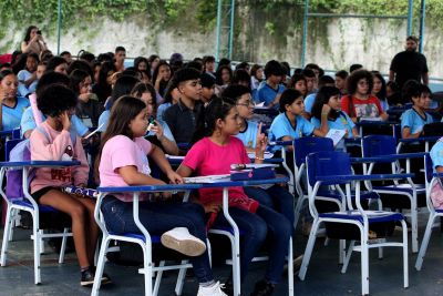 notícia: “Maria da Penha Vai à Escola” conscientiza professores e alunos sobre direitos das mulheres em Ananindeua
