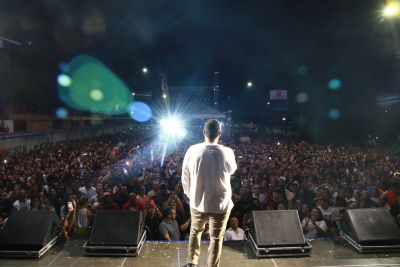 notícia: Adora Pará: Música, Amor e Fé marcam a noite de abertura do maior evento cristão do Estado