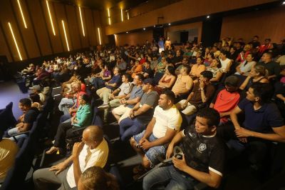 notícia: Prefeitura de Ananindeua entrega certificados do curso de Boas Práticas de Açaí