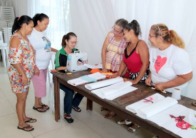notícia: Curso de Sandálias Decoradas oferece oportunidade de renda extra para mulheres em Ananindeua