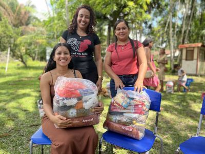 notícia: Ação conjunta entre Prefeitura e LBV entrega mais de 1 tonelada de alimentos às famílias ribeirinhas de Ananindeua