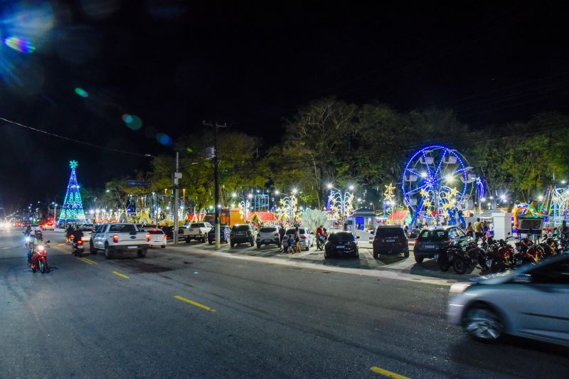 imagens Natalinas do parque do 8 na Cidade Nova Vlll