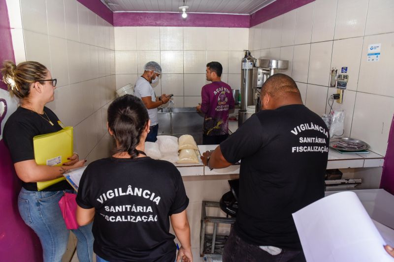 Vistoria da Vigilância em Saúde em Pontos de Açaí na Cidade Nova 6