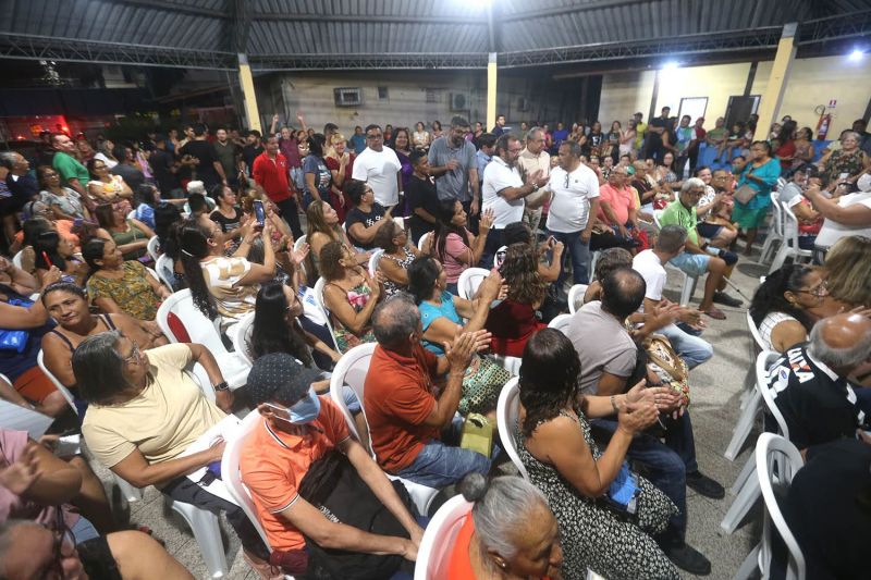 Entrega Títulos de Propriedade das comunidades Park Laguna e Deus Proverá