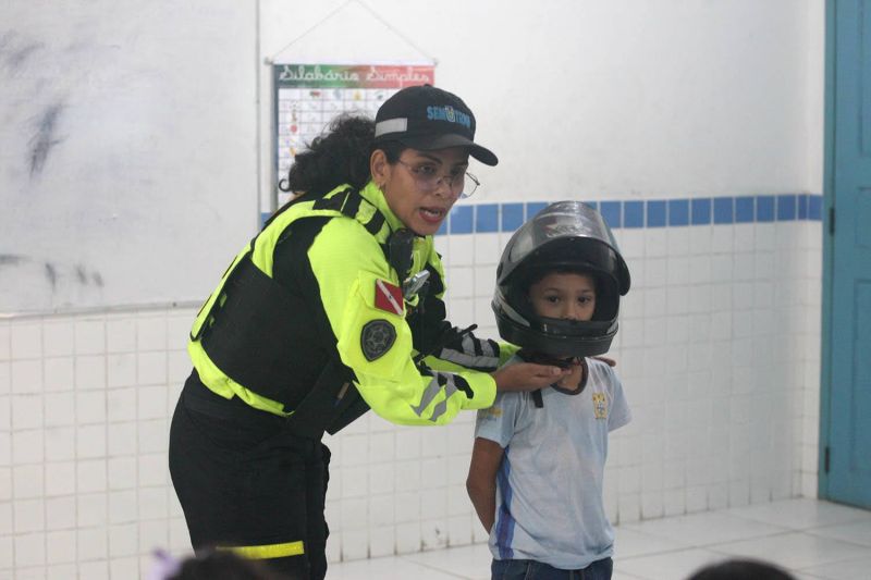 Vai á escola, na escola São Judas Tadeu bairro Águas Lindas