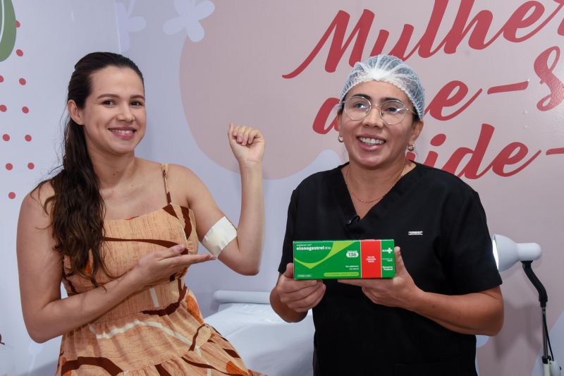 Implanon implantação na Policlínica Carlos Guimarães